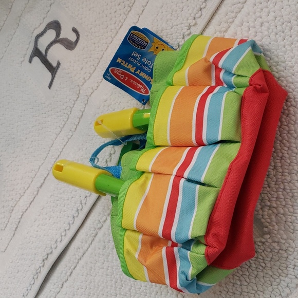 MELISSA & DOUG PRETTY PETALS TOTE/GREEN - Picture 1 of 6